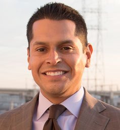 Miguel Santiago